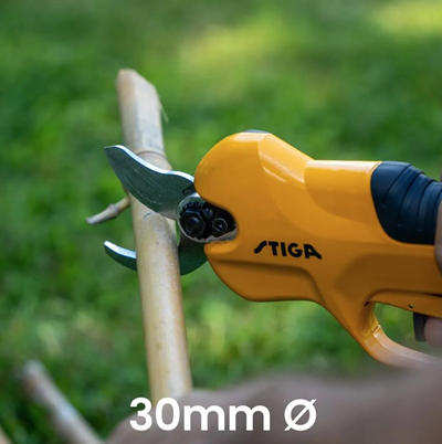Stiga SP 100e Kit Battery Pruning Shears and Pruning Saw (257122001/ST1)